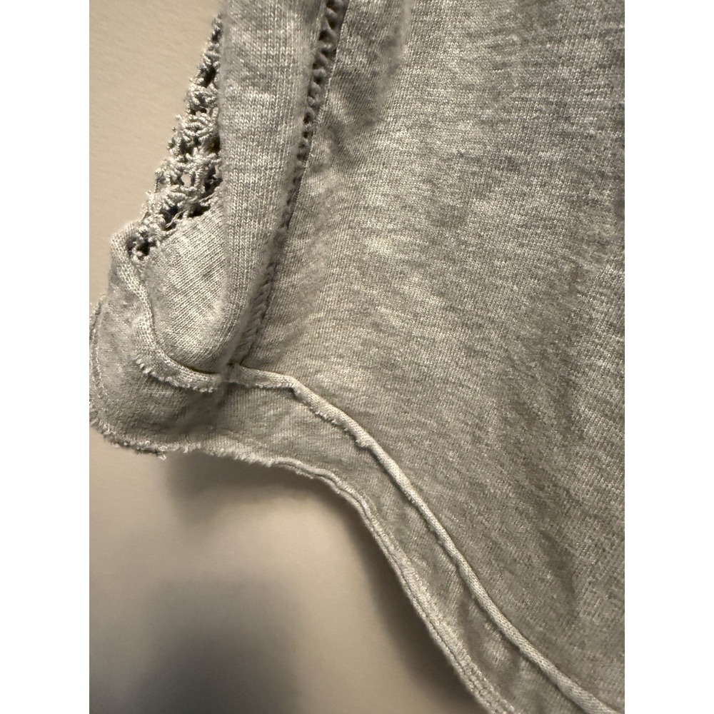 Daily Practice Anthropologie Tumble Turn New York floral embroidery tank Large - Picture 4 of 10